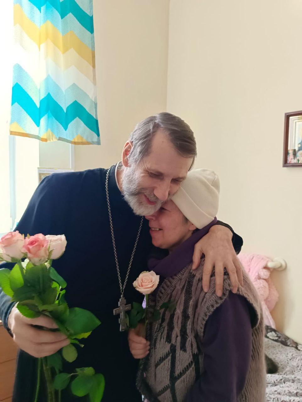 Поздравили насельниц Покровской богадельни с днём святой блаженной Матроны Московской, с весной!