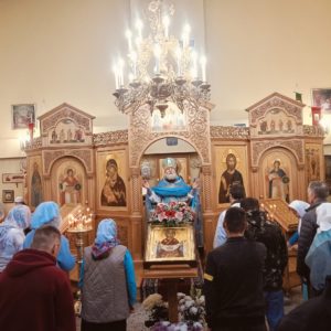 праздничная литургию в храме Покрова Божией Матери при 15 городской больнице